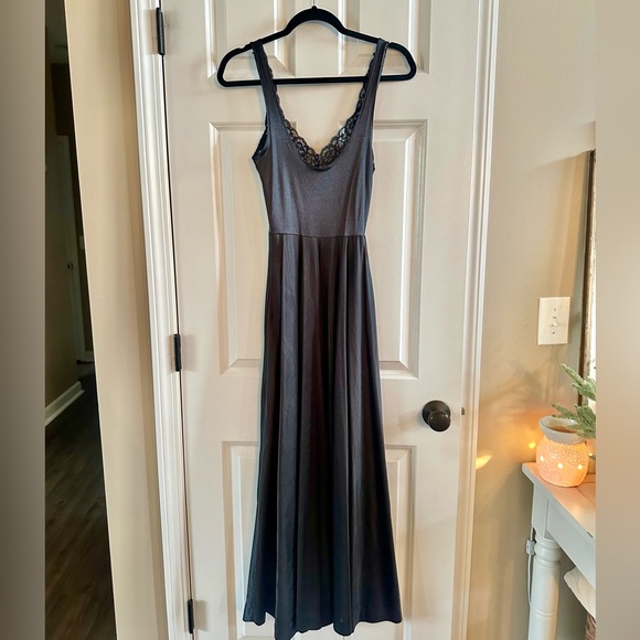 Vintage Black Lace Maxi Satin Like Slip Dress Size Small - Picture 7 of 14